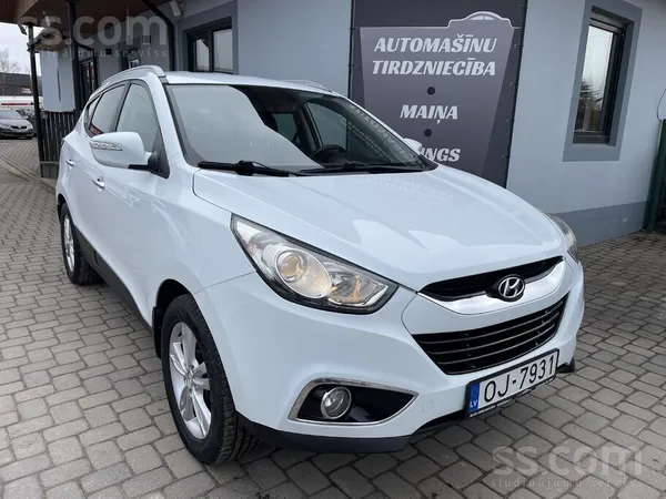 Hyundai 2010 Hyundai Ix35 4x4 2.0 Benzīns 120kw/163zs ar A