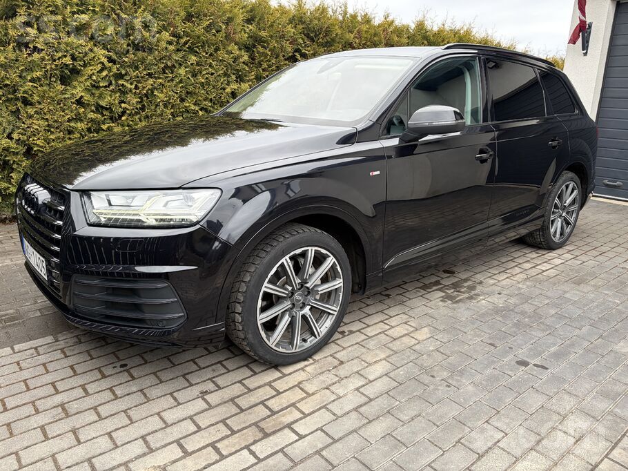 Audi Audi Q7 3.0tdi ar 200kw motoru.