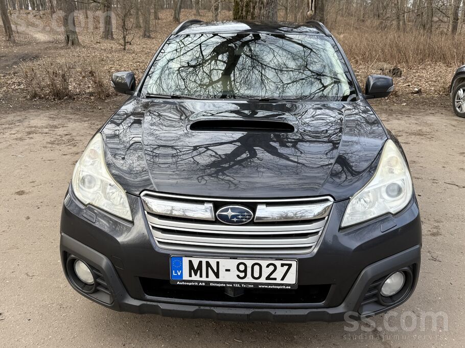 Subaru Legacy Outback, 110kW, priekšējie sēdekli ar apsilde, vadītāja sēdekl