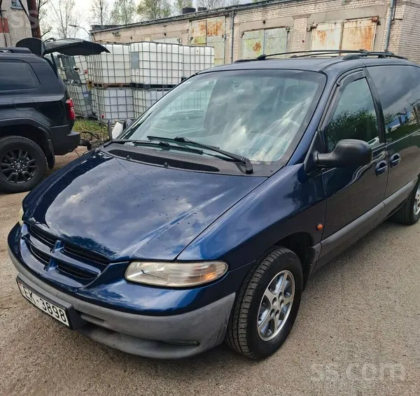 Chrysler Отличное состояние. Все работает. Ржавчины нет. Ор