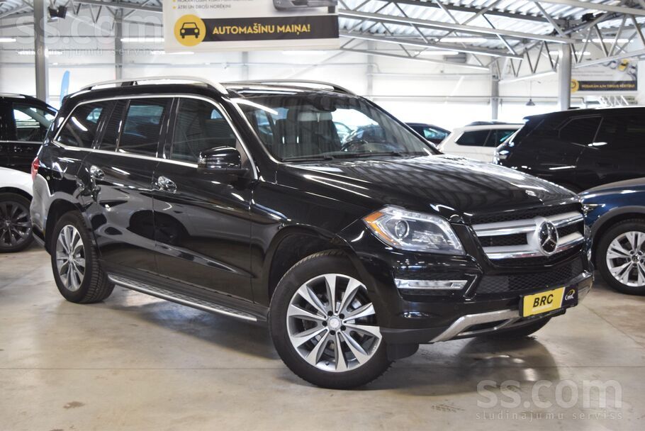 Mercedes-Benz GL 350 Bluetec 4Matic. 2014. gada. 3.0l dīzelis, 190 Kw (258 H