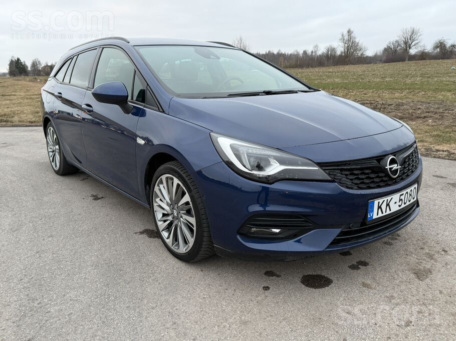 Opel Astra Sports Tourer+ 1.2 benzīns 81kw. 

Ekonomisks auto ar nelielu n