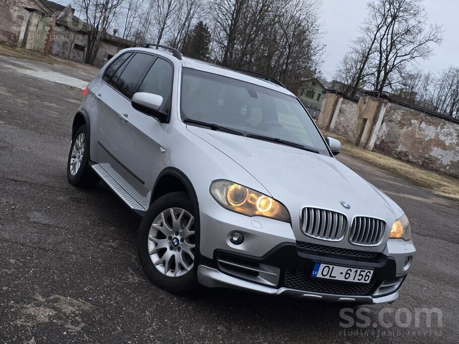 BMW Piedāvājumā ļoti labā stāvoklī E70 par labu cenu.