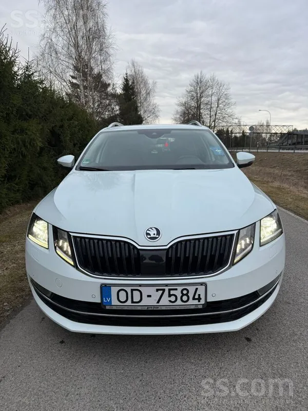 Skoda Pārdodu škoda octavia 2019.gada ar 1.5 bendzīna mo
