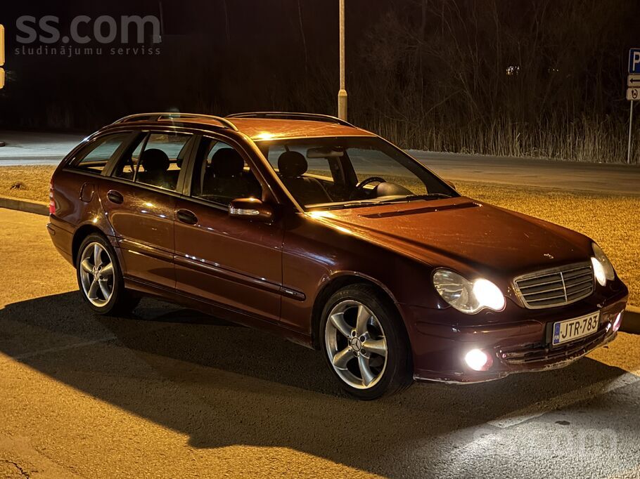 1, 8 kompressors 105kw. Pietiekoši jaudīgs un ekanomisks, motors un kārba da