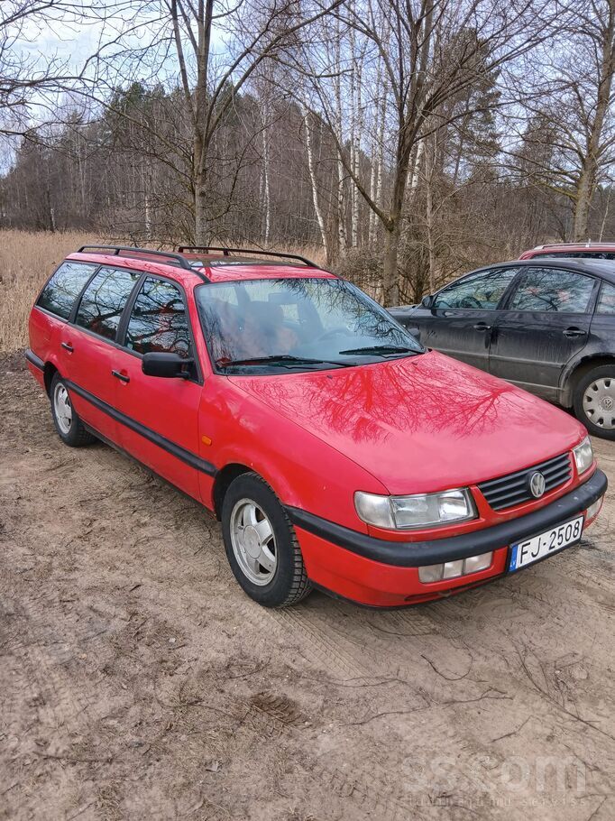 Машина технически в хорошем состоянии, полностью на ходу. В одной семье уже