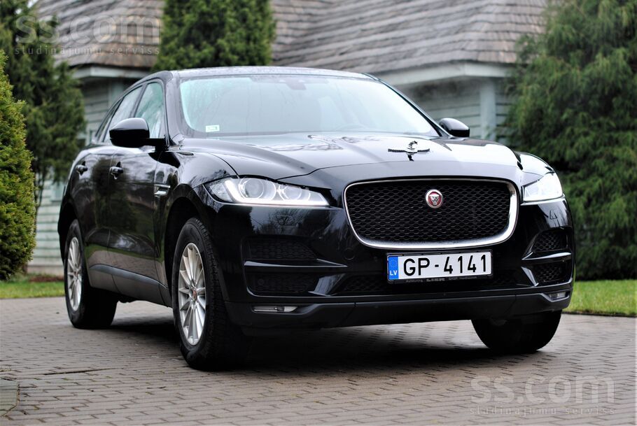 Jaguar F-Pace
