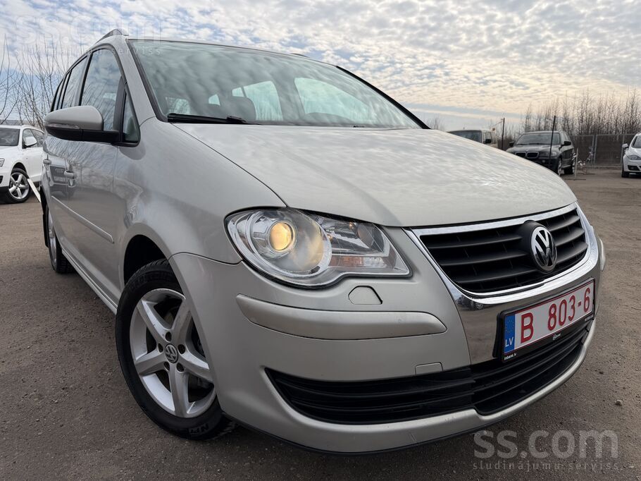 Volkswagen VW Touran. 2009.gada. 1.9 Tdi dizelis(77kw). Mehan