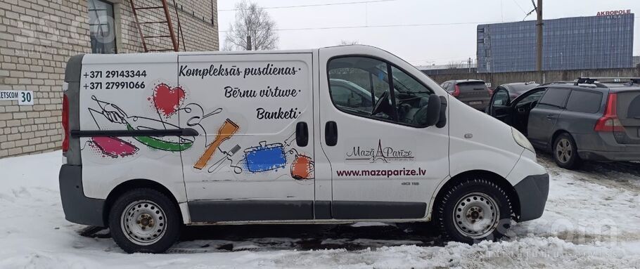 Продаю грузовой фургон в хорошем тех состоянии.