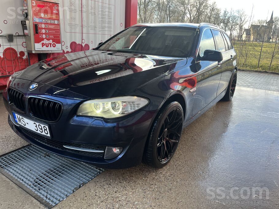 BMW Pārdod BMW 530D xDrive (190 kW)