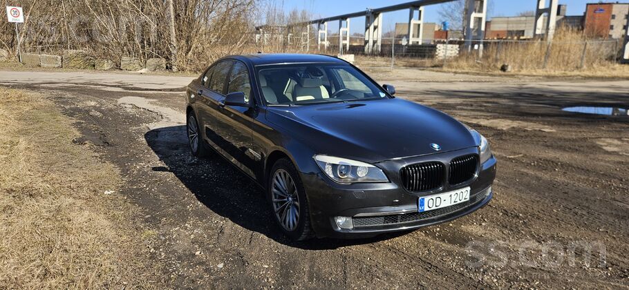 2009.G. Bmw 730.3, 0D 180Kw/245Zs. Ta-17.11.2026 Automāts. Labā tehniskā un