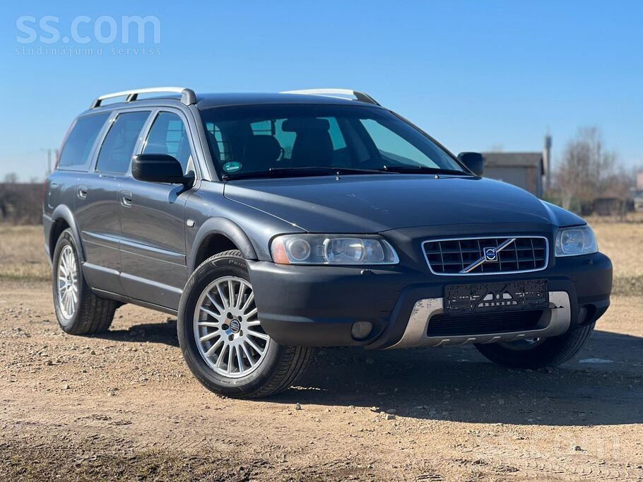 Volvo Tikko ievests Volvo Xc70 2.4 D5. Latvijā nav ekspl