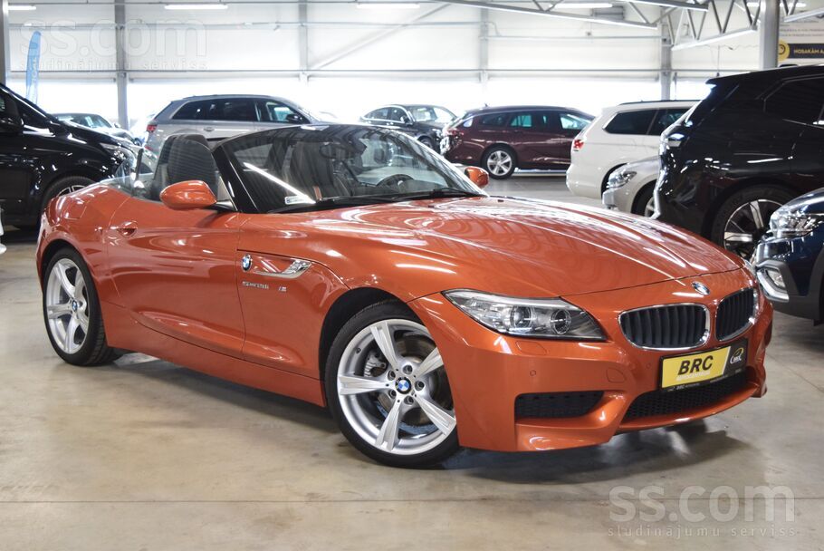 BMW Z4 sDrive28i M Sport. 2014. gada. 2.0l benzīns, 180 Kw (245 Hp)
Par i