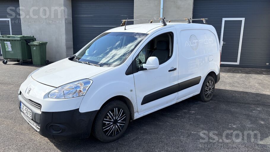 Pārdod Partner. 3 sēdvietas. Svaiga skate, nodoklis par 2016. gadu nomaksāts