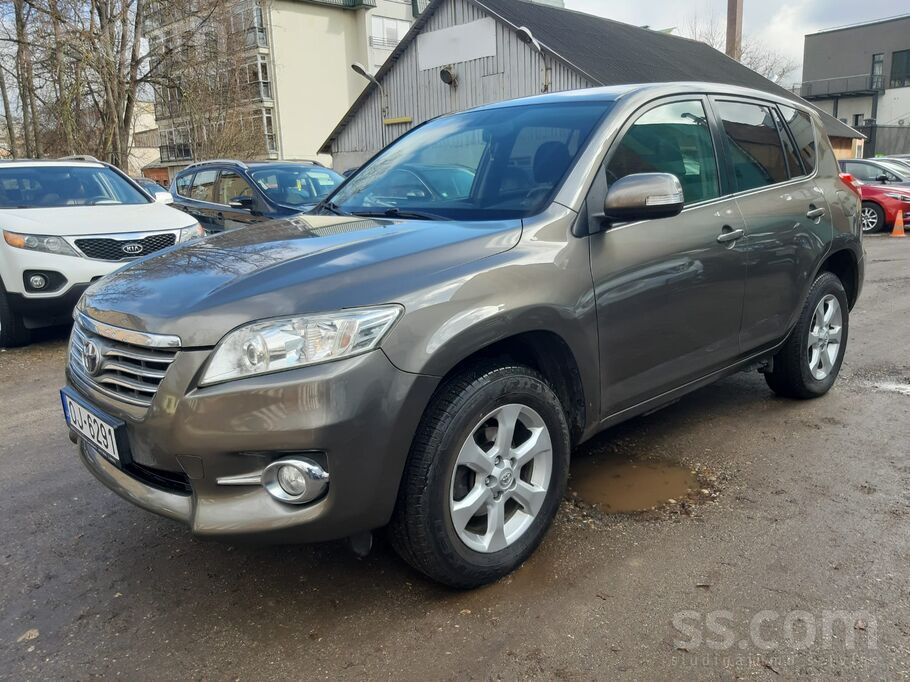 Toyota Rav 4
2.2 Dīzelis/110kw/
Nobraukums: 238534
Pirma reģistrācija: 19