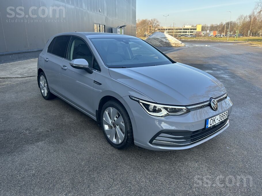 Mazlietots Golf 8 Style 1.5 E-Tsi 150H Dsg.
IQ matrix Led lukturi
Keyle