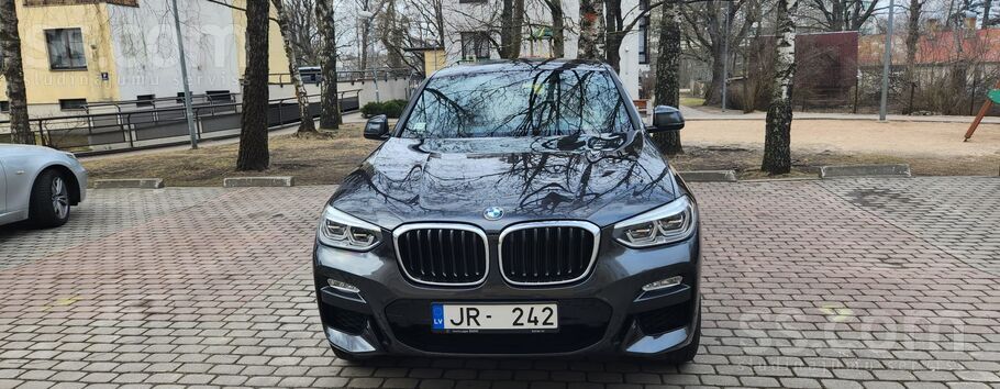 BMW Tiek pārdots ļoti kopts un rūpīgi uzturēts BMW X4 