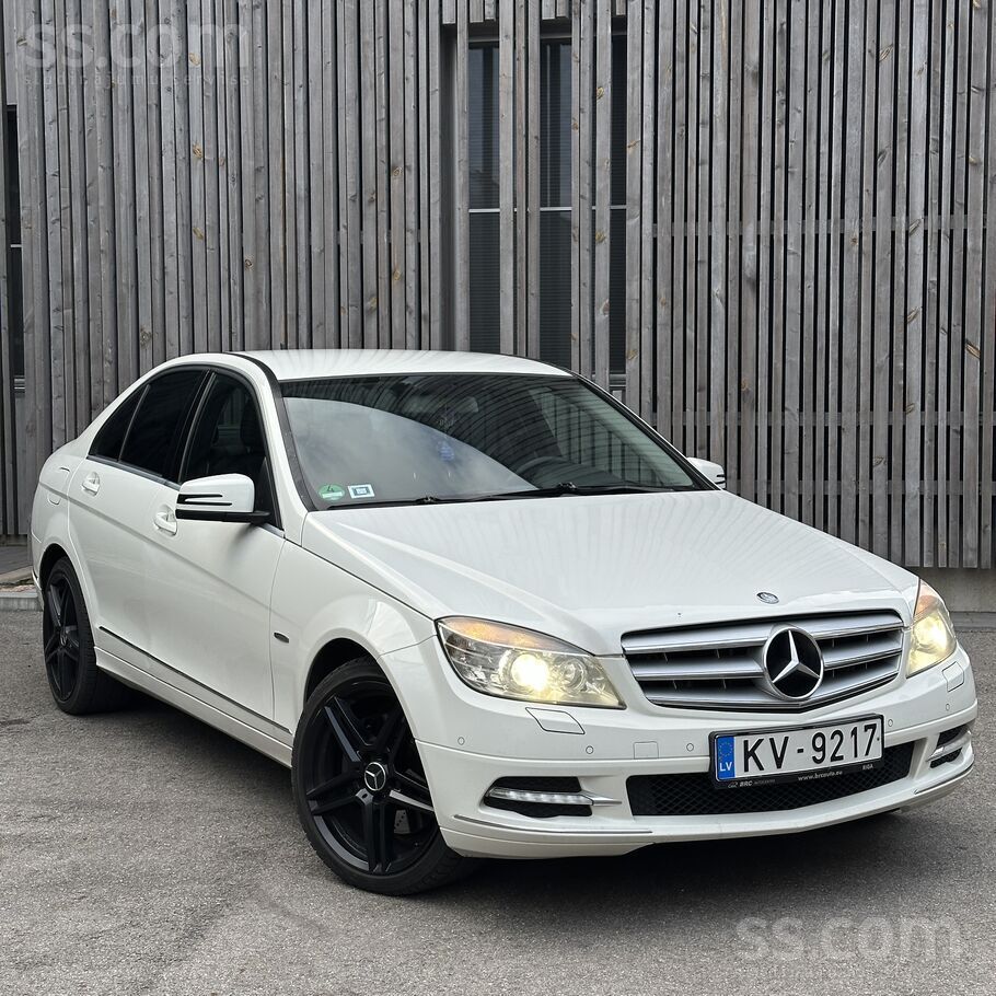 Pārdodu 2010.gada Mercedes-Benz C350 3.0d 170kw automātu Labā stāvoklī.