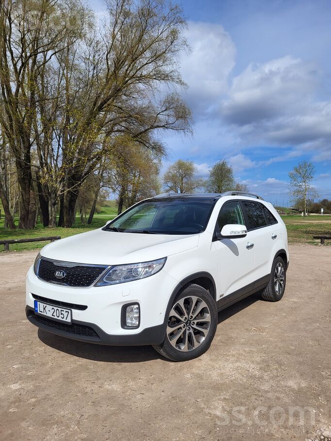 Продаю Kia Sorento XM
2.2 дизель 145 kWt (197 Hp)
Полная комплектация: