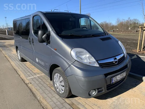 Opel Latvijā nav ekspluatēta, garā bāze 9 sēdvietas. 