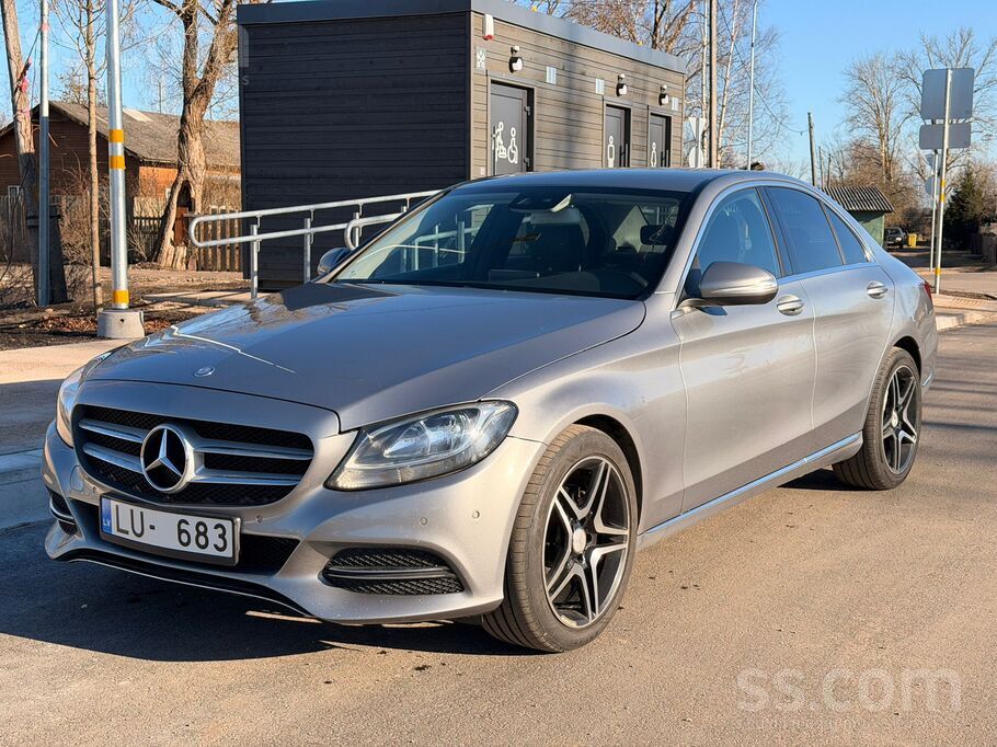 Cena ar pvn
Pārdodu Mercedes-Benz C220 dīzeli (125 kW) ļoti labā tehniskā u