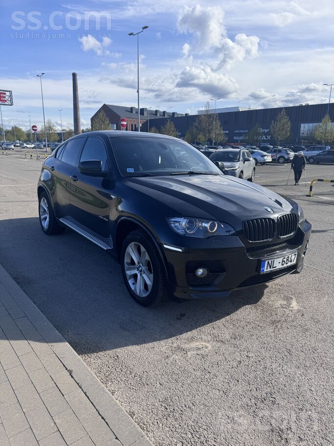 BMW BMW X6 40d- надёжный и ухоженный автомобиль. Отлич