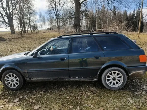 Pardodas darba auto, savu funkciju pilda.