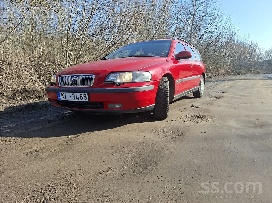 Vecais Audi dzinējs, ļoti ekonomisks. Jaunā skate, nodoklis nomaksāts. Melns