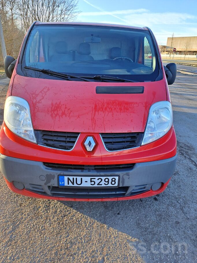 Renault Pardod Renault Trafic, 2010. Gada, 2.0 dīzelis