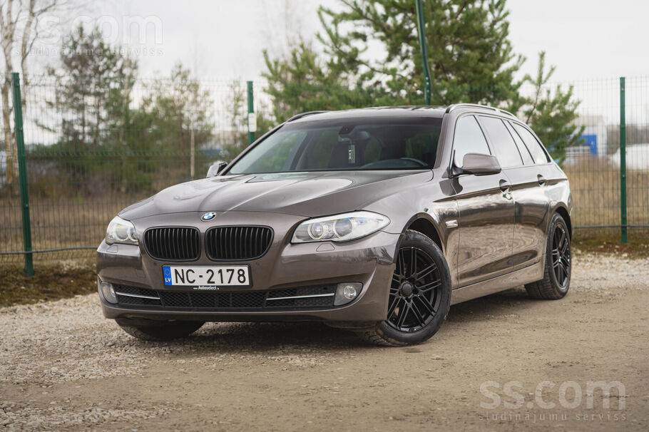 BMW BMW 520, 2012. gada. 2.0l dīzelis, automāts. 