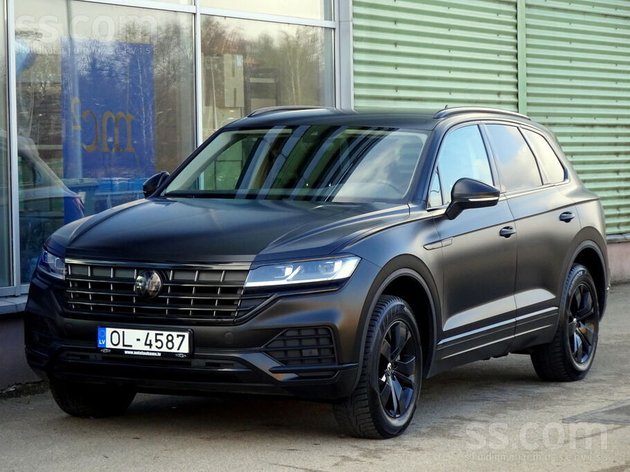 Black-Matt 4Motion 3.0Tdi 231Zs Autom Led-Auto Ergocomfort-Āda El. Memory Na