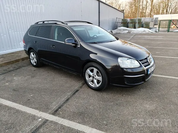 Volkswagen VW Golf Black tehniski labs stāvoklis. Šajos barga