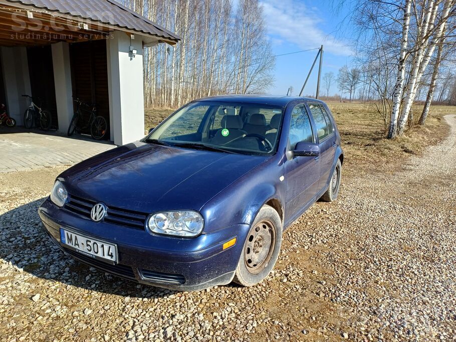 Volkswagen Pārdodu VW Golf, 2000.gada