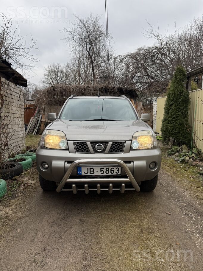 Nissan Продаю боевого коня, есть нюансы по кузову в остал