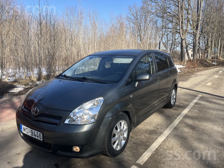 Toyota Corolla Verso 2, 2 Dīzelis, 100kw. Tikko izieta Ja
