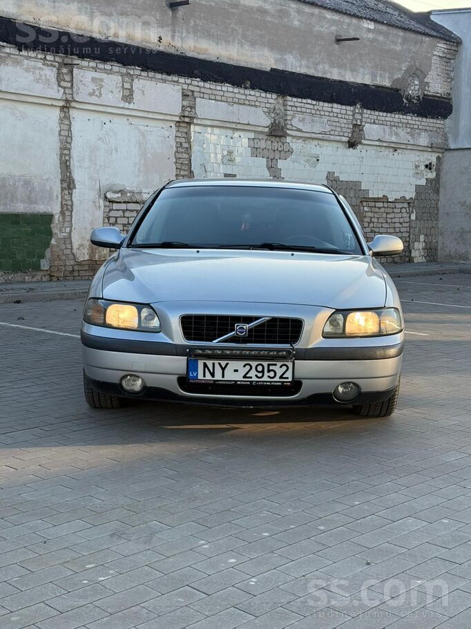 Volvo Pārdodu Volvo S60 2.4d 120Kw labā stāvoklī. Auto i