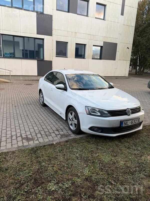 Volkswagen 1.4benzīns, 90kw, Jauna TA, nodokļi nomaksāti, kli