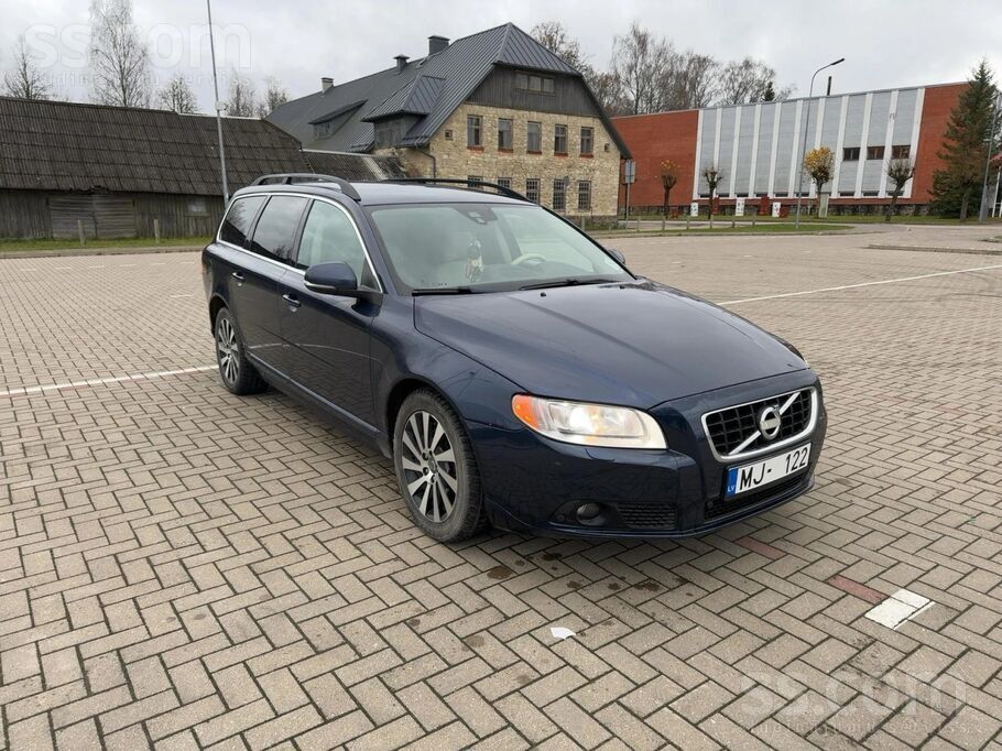 Volvo Top Komplektācija – Volvo V70 D5 Awd 2012 215 ZS A