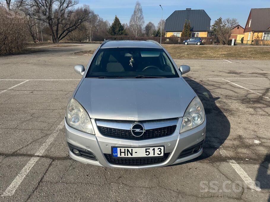 Sveiki Tirgoju Opel Vectra 2007 gada 1, 9 dīzelis 110kw, automāts. tehniski