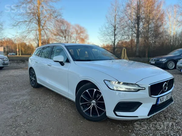 Volvo Pārdod Volvo V60 2.0D - D4 - 190zs