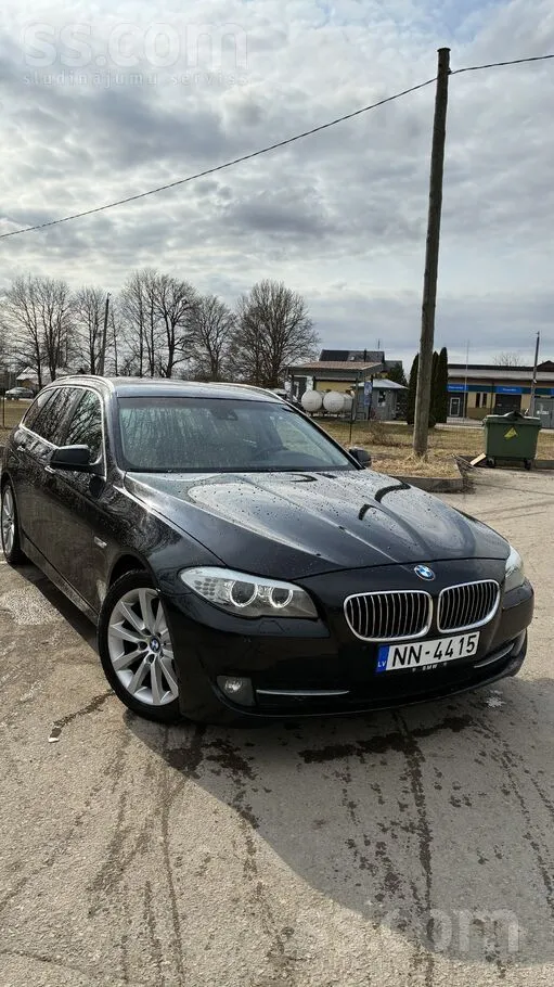BMW Pārdodu savu BMW F11 530D 180kw. Pakaļpiedziņa. Au