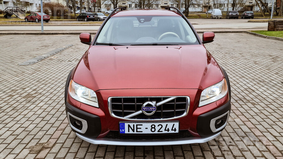 Volvo Xc70 Summum D5 2.4d Awd, 158Kw. Auto ievests no Francijas, Latvijā esm