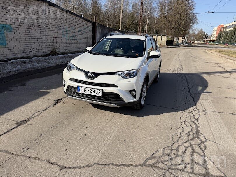 Toyota Rav4 Awd (pilnpiedziņa) Luxury Plus. Izcilā vizualajā un tehniskajā s