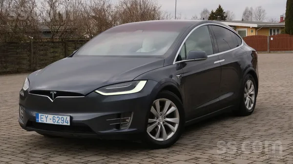 Tesla model X 90D, Autopilots 2.0 Eiropas modelis, auto ļoti labā tehniskā kārtībā.