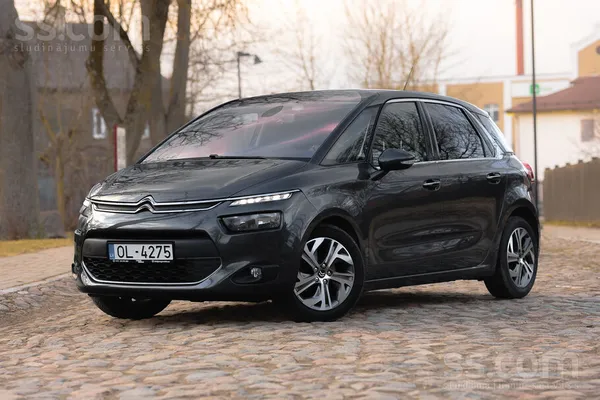 Citroen Pardodu ļoti labu auto, kas šogad atbraucis no Fra