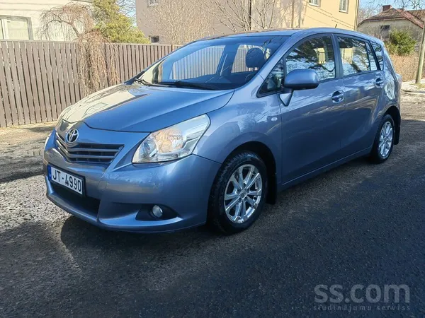 Toyota Pārdodu 7 vietīgu Toyota Verso 1.8 benzīns, automā