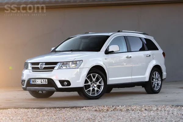 Fiat Pārdodu Fiat Freemont Awd , bagātīga komplektācija