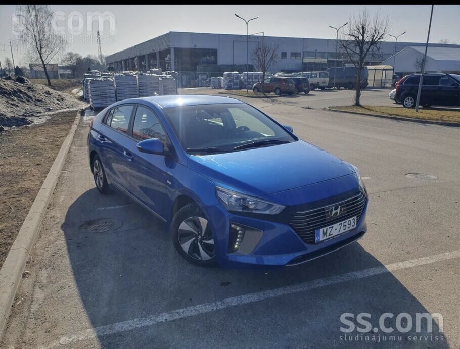 Hyundai Ioniq 1.6 hybrid, Automāts.
Auto teicamā tehniskā un vizuālā stā
