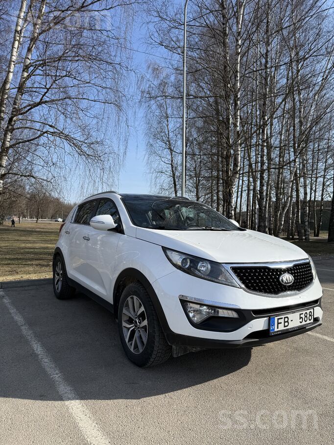 Tiek pārdots uzticams, ekonomisks un ģimenē kopts auto. Pārdod sakarā ar jau