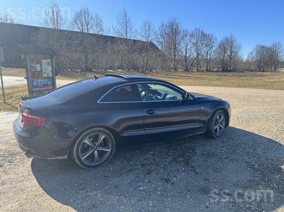 Pārdodu Audi A5 2.7 dīzelis. Vizuāli simpātisks auto.
Nesen samainīta eļ